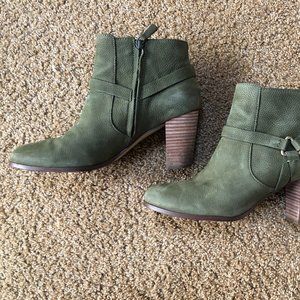VGUG Cole Hann booties, size 9, olive green